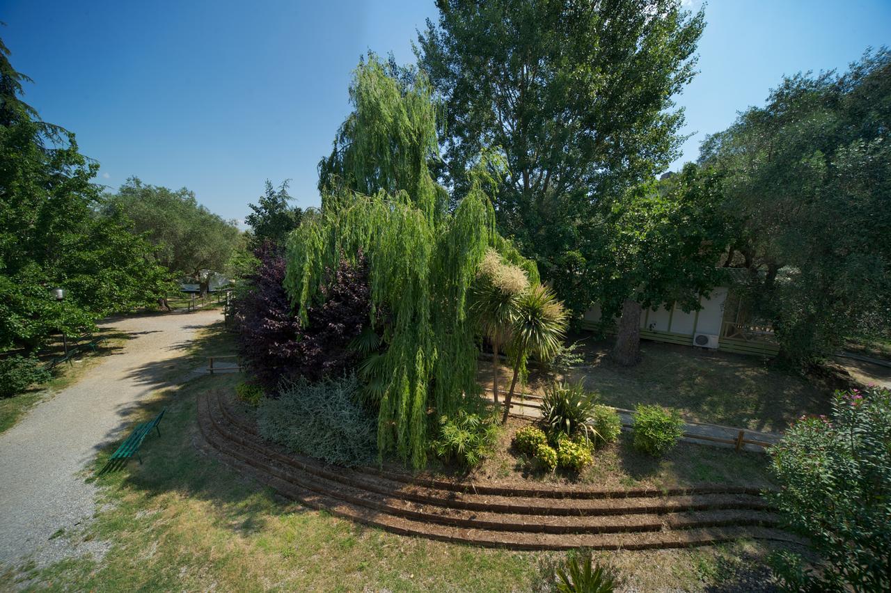 Villaggio Turistico Camping Il Fontino スカルリーノ エクステリア 写真