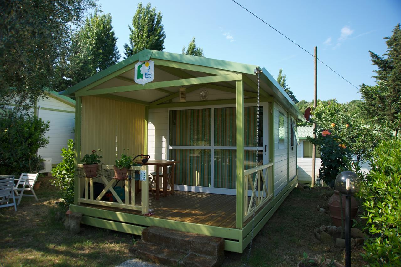 Villaggio Turistico Camping Il Fontino スカルリーノ エクステリア 写真